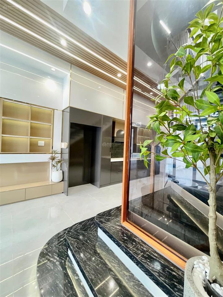 4 tỷ 680 triệu nhà hiện đại, sân ô tô 7m | tân hiệp