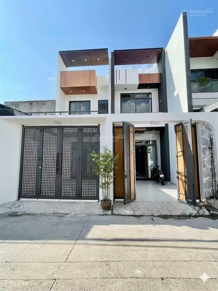 4 tỷ 680 triệu nhà hiện đại, sân ô tô 7m | tân hiệp