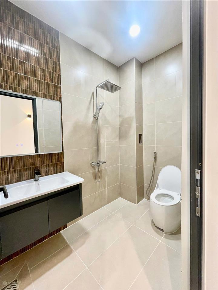 4 tỷ 680 triệu nhà hiện đại, sân ô tô 7m | tân hiệp