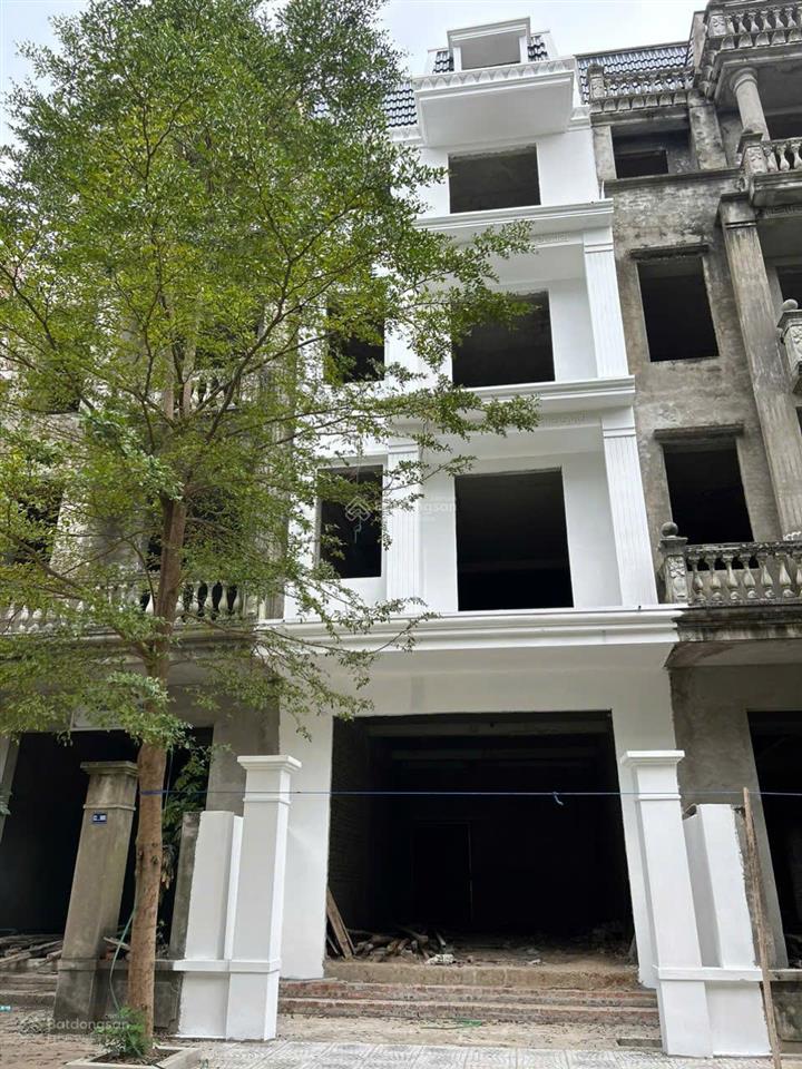 Chính chủ cần bán căn liền kề khu đô thị thiên mã  hoà lạc.  nguyệt 0903 205 ***