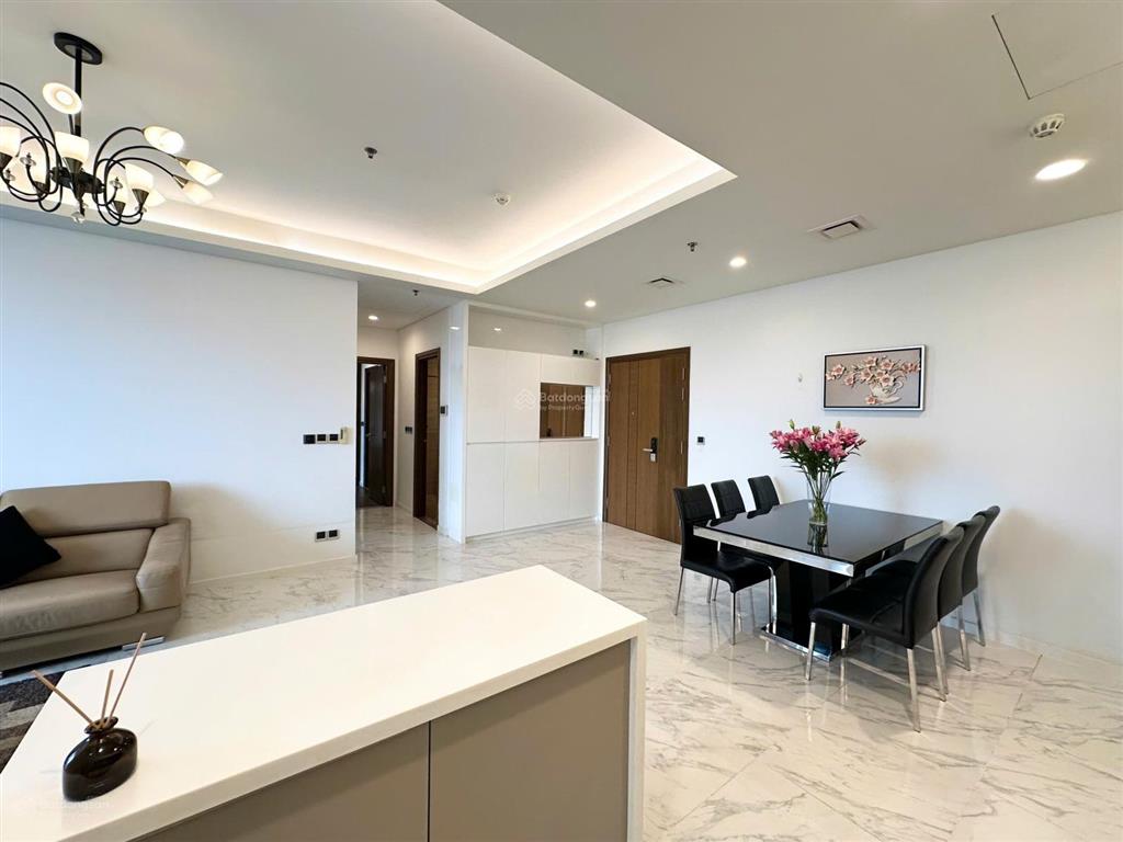 Bán căn hộ sarica 2 phòng ngủ, 107m2, full nội thất, kdt sala, giá 24 tỷ