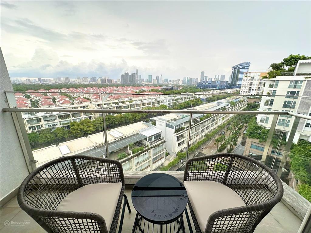 Bán căn hộ sarica 2 phòng ngủ, 107m2, full nội thất, kdt sala, giá 24 tỷ