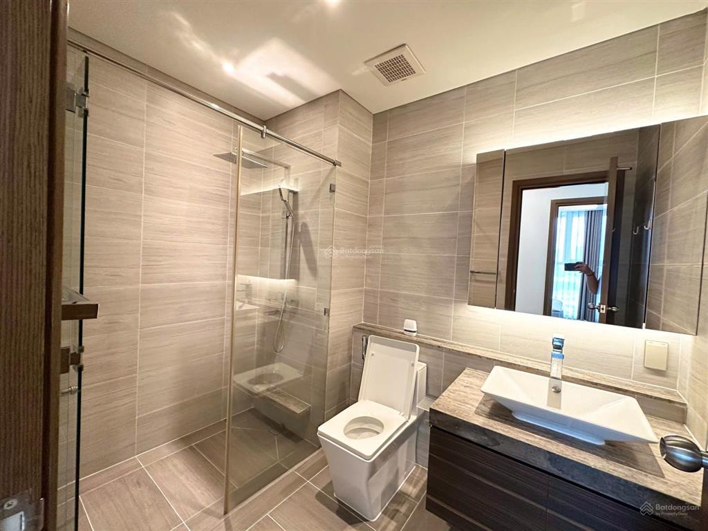 Bán căn hộ sarica 2 phòng ngủ, 107m2, full nội thất, kdt sala, giá 24 tỷ