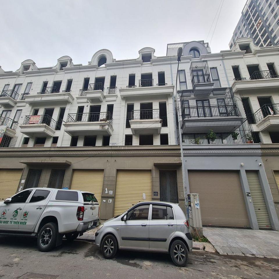 Shophouse Trâu Quỳ, đường 22m kinh doanh sầm uất 77m2 5 tầng nhỉnh 2 chục tỷ Lh 0989894845  