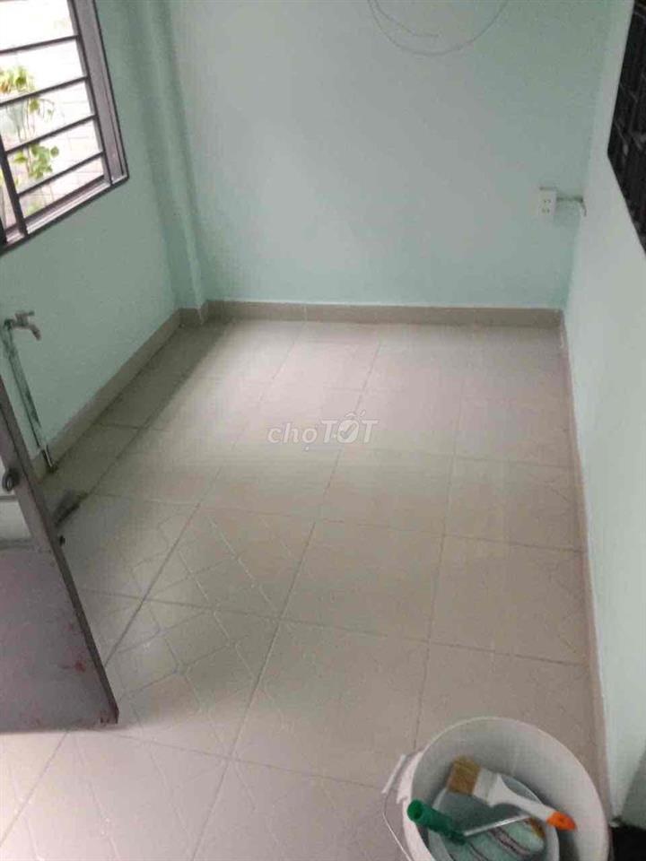 Nhà trống nguyên căn cho thuê - chính chủ