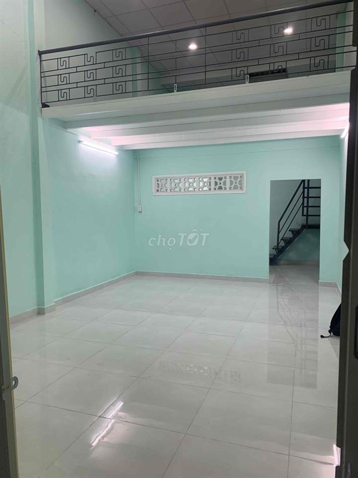 Nhà trống nguyên căn cho thuê - chính chủ