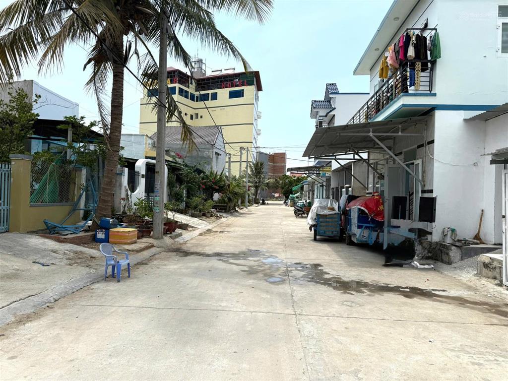 Chủ cần ra nhanh lô 147m2 sát biển đầm nại ninh chữ