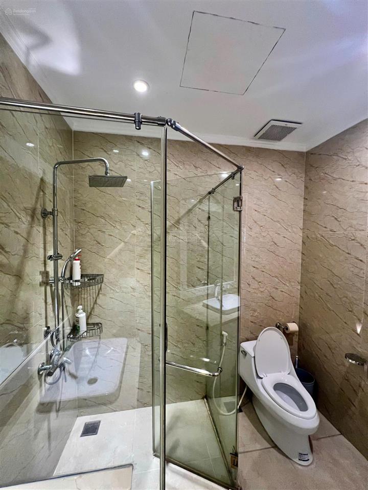 Chính chủ cho thuê biệt thự vinhomes riverside sông sinh thái sau nhà, full nội thất cao cấp