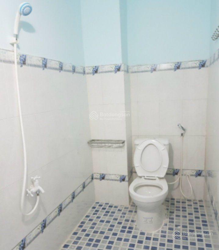 Bán nhà 8x17,5m, 1 hầm + 4 lầu đường phạm văn bạch, p. 15, q. tân bình (p. tân sơn), tp. cm