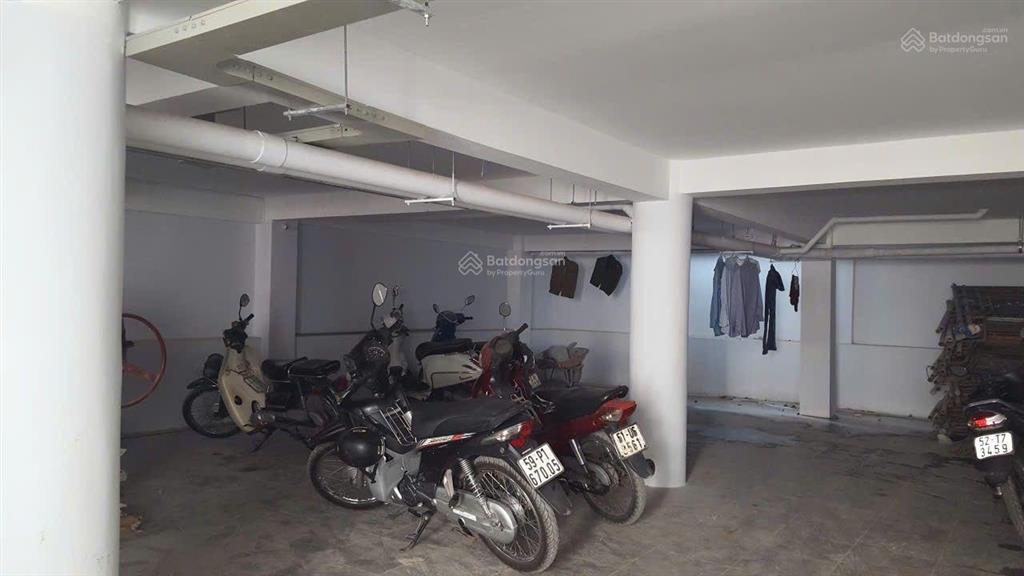 Bán nhà 8x17,5m, 1 hầm + 4 lầu đường phạm văn bạch, p. 15, q. tân bình (p. tân sơn), tp. cm
