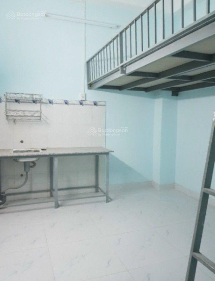 Bán nhà 8x17,5m, 1 hầm + 4 lầu đường phạm văn bạch, p. 15, q. tân bình (p. tân sơn), tp. cm
