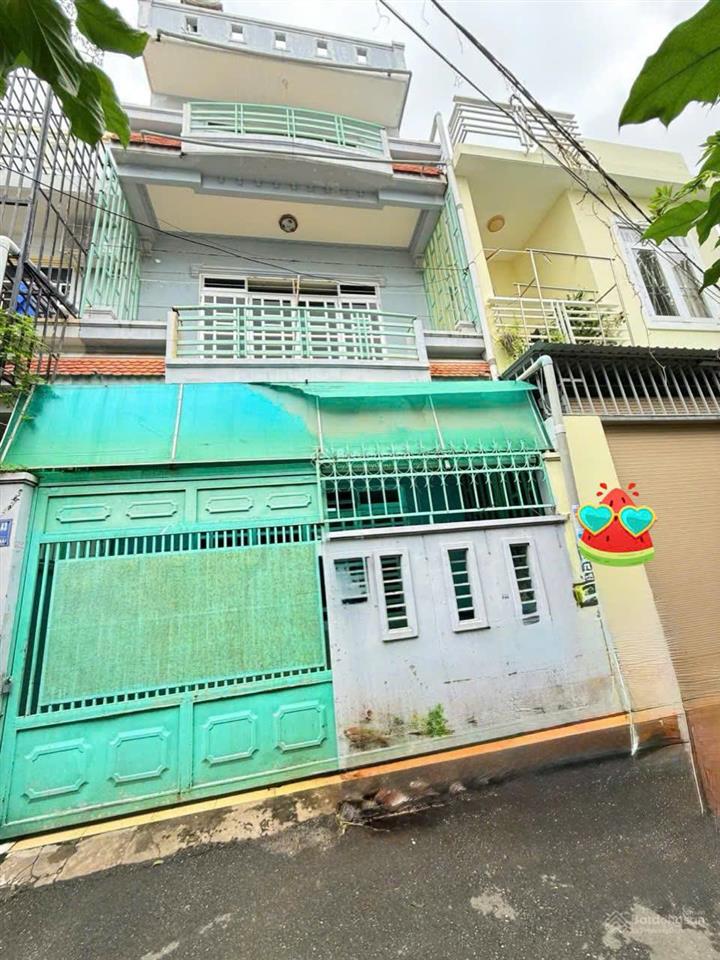 Bán nhà 1 trệt 2 lầu hẻm 127/ đường phạm hồng thái, p7 cũ, vũng tàu. hẻm ô tô