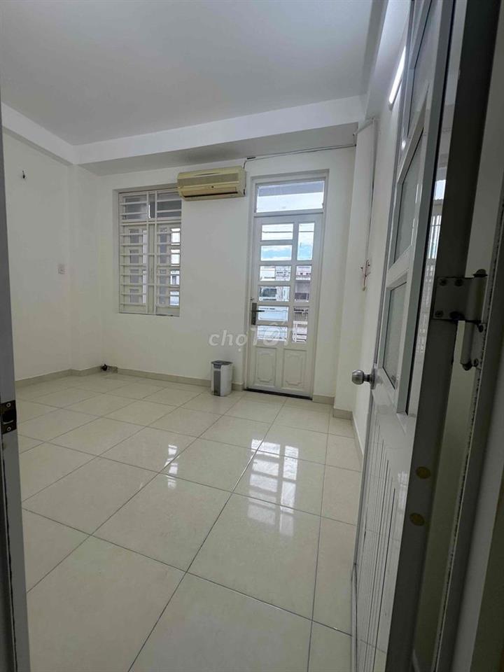 CHO THUÊ NHÀ MỚI 5 TẦNG MẶT TIỀN PHAN VĂN HÂN, P.17, Quận. BT GIÁ 39TR