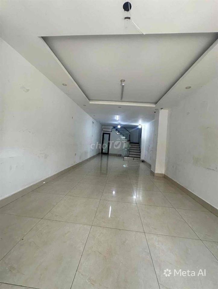 Cho Thuê Nhà Mặt Tiền Phan Đăng Lưu, Q.Phú Nhuận  Nhà 4 Tầng Giá26Tr