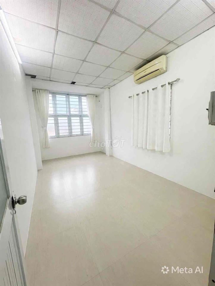 CHO THUÊ NHÀ HẺM XE TẢI-XVNT. QUẬN BT-GIÁ CHỈ 14TR-NGAY Q1