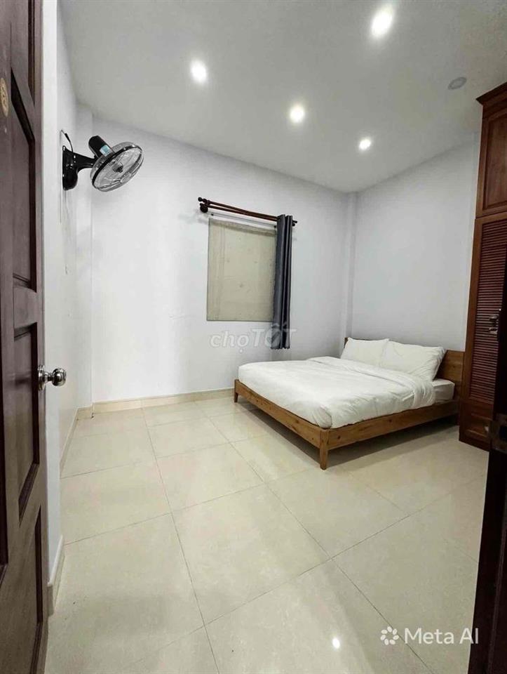 CHO THUÊ NHÀ MỚI 2 TẦNG HẺM 135 NGUYỄN HỮU CẢNH QUẬN BT - G