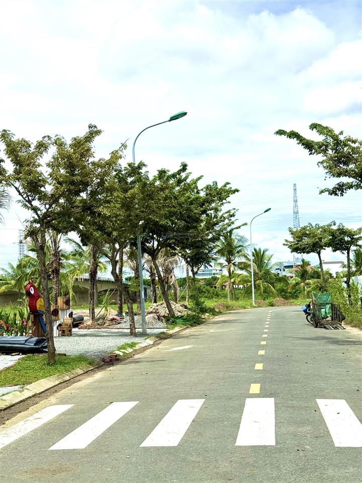 Bán lô góc 2 mặt tiền bờ quan 3  nam hòa xuân, ngũ hành sơn, đà nẵng