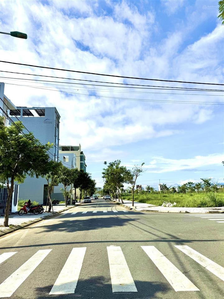 Bán rẻ lô đất đẹp gần sông sát trục minh mạng chỉ 51xx tỷ