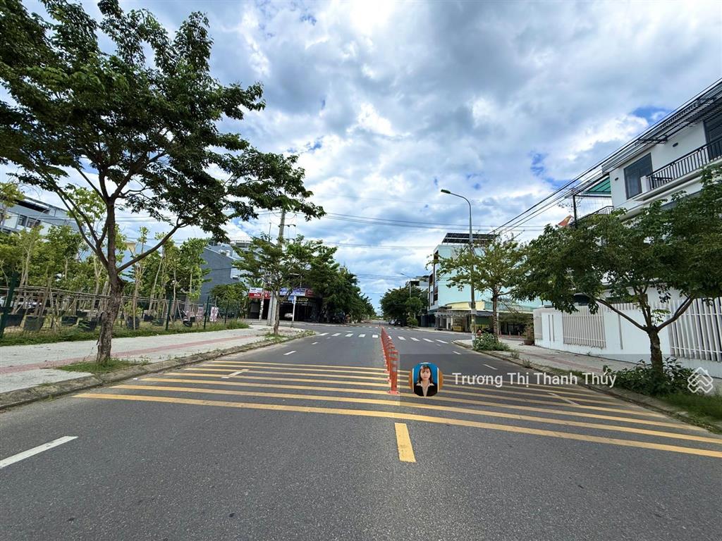Đường 10,5m lê sỹ ngang 6m, view công viên