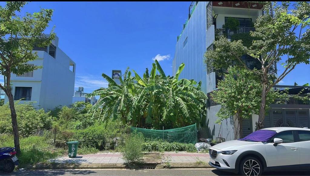 Bán đất bờ quan 2  kđt nam hòa xuân  giá chỉ 5,35 tỷ