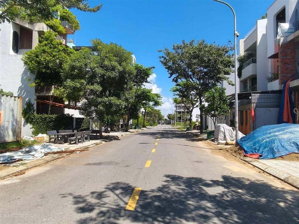 Hàng hiếm nam hòa xuân  trục thông gần sông  giá tốt chỉ 6 tỷ
