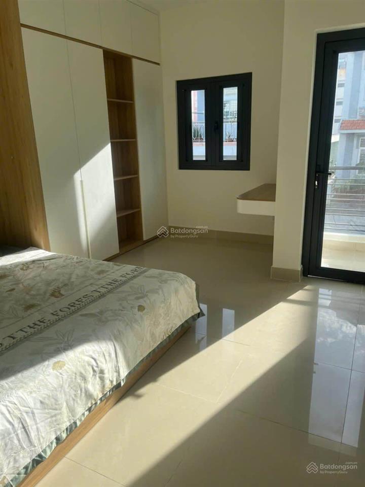 Giảm 1 tỷ bán gấp nhà đẹp đường số chợ lý phục man, 3 lầu, full nội thất sổ hồng giá rẻ