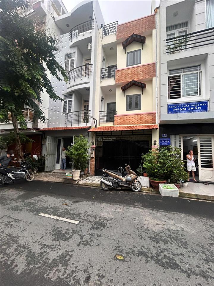 Giảm 1 tỷ bán gấp nhà đẹp đường số chợ lý phục man, 3 lầu, full nội thất sổ hồng giá rẻ