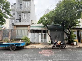 Cần bán nhà mặt tiền đường 79 tân phong diện tích 4  15m giá 9,9 tỷ sổ hồng