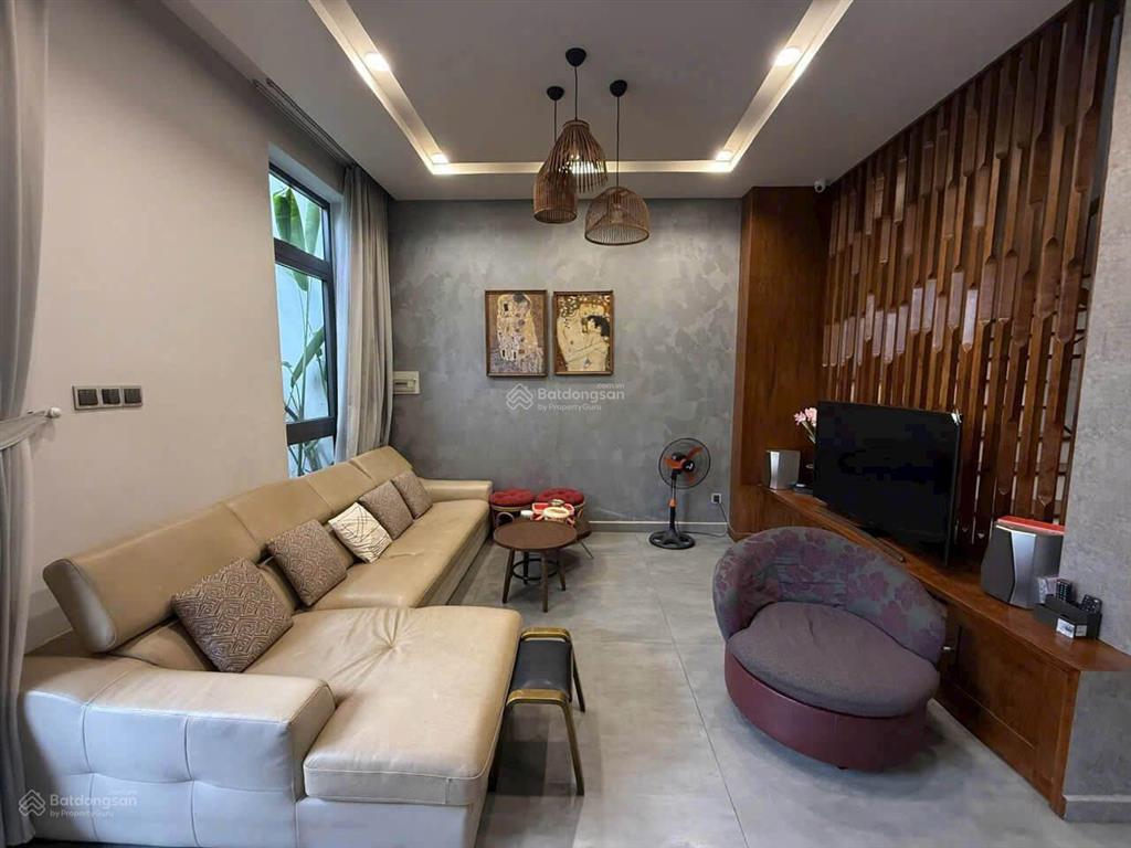 Nhà phố riêng biệt kđt him lam dt 520 giá cho thuê 55 tr, hầm 3 lầu dạng văn phòng có thang máy