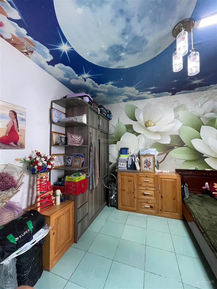 Bán nhà hxh cách lotte quận 7 500m, 1 trệt 2 lầu, mới đẹp, khu dân trí cao, sổ hồng giá 7 tỷ