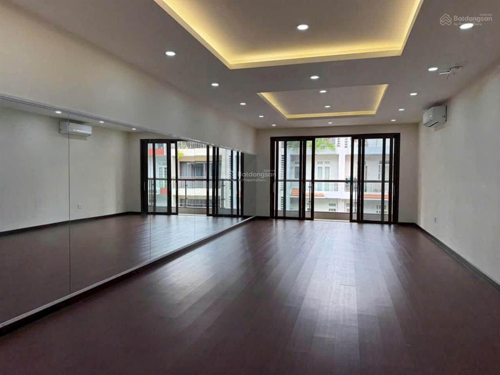 Cam kết giá rẻ! cho thuê nhà phố khu him lam kênh tẻ dt 5x20m hầm 3 lầu, vị trí đẹp cạnh pcc q7 cũ