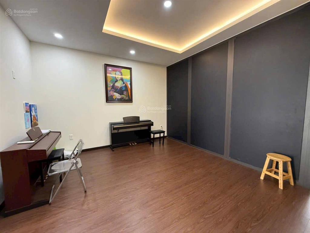 Cam kết giá rẻ! cho thuê nhà phố khu him lam kênh tẻ dt 5x20m hầm 3 lầu, vị trí đẹp cạnh pcc q7 cũ