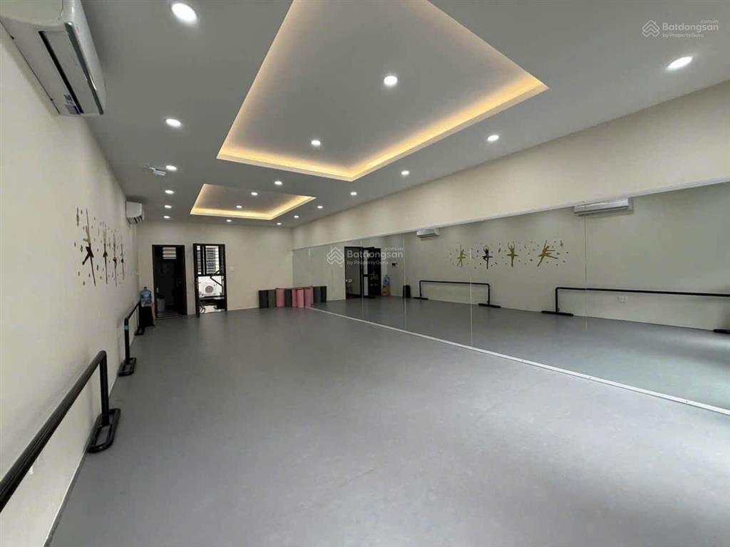 Cam kết giá rẻ! cho thuê nhà phố khu him lam kênh tẻ dt 5x20m hầm 3 lầu, vị trí đẹp cạnh pcc q7 cũ