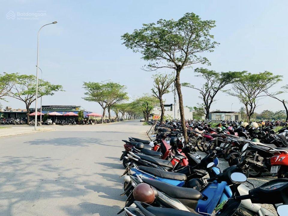 Hạ giá bán nhanh! nhà thô 2,5 tầng trục chính shophouse fpt, 6,65 tỷ