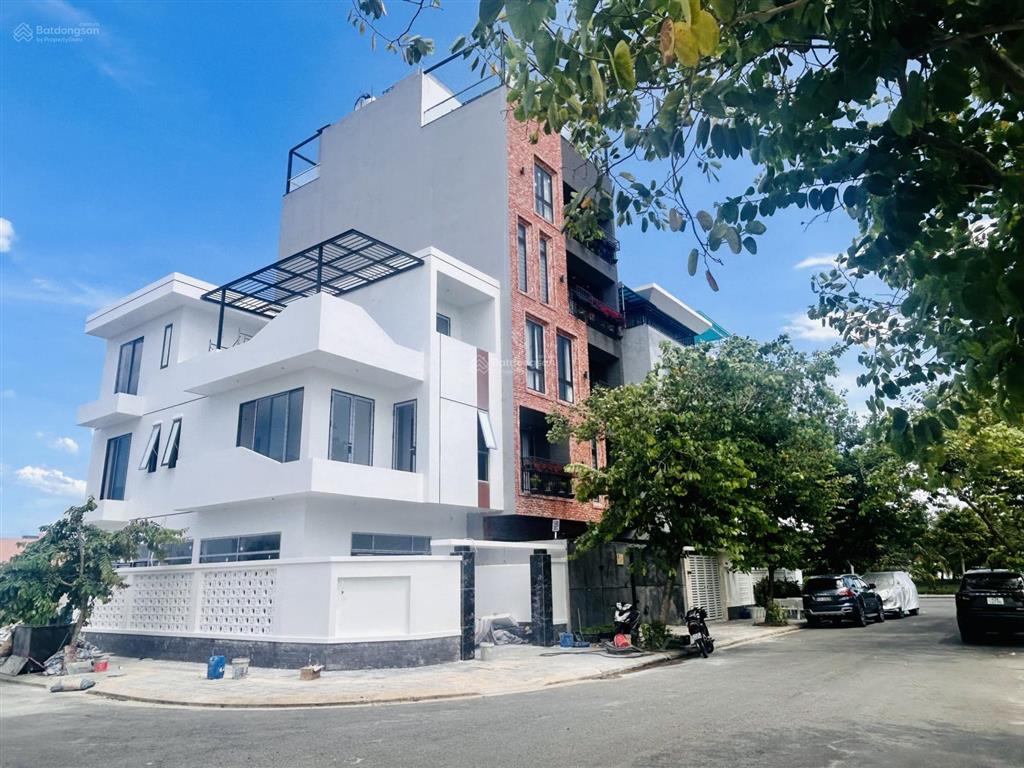 Hạ giá bán nhanh! lô sạch đẹp v5 fpt  giá 4,75 tỷ (sở hữu lâu dài)