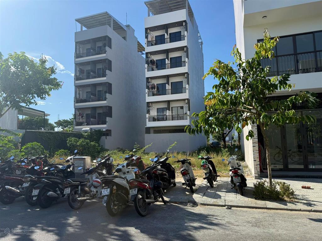 Chuyển nhượng lô đất 112m view công viên | cách đại học fpt 50m