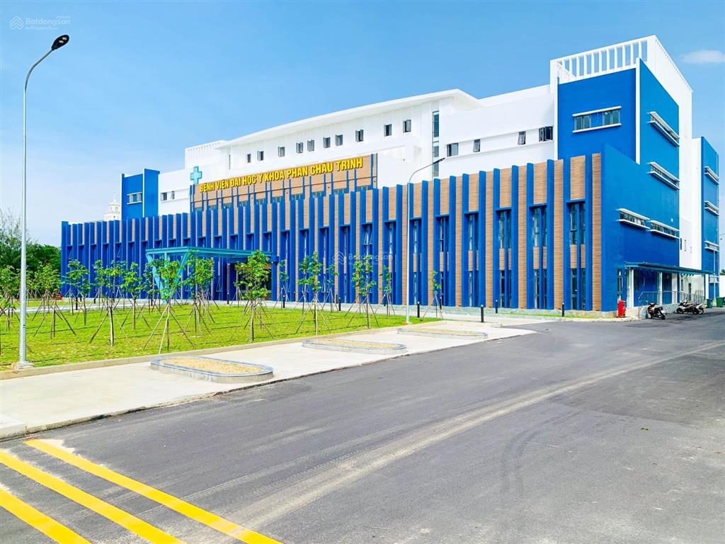 Bán đất 139,5m2 đường qh 23m25 trịnh hoài đức cách đại học fpt chỉ 300m  giá 4,6 tỷ (sổ hồng)