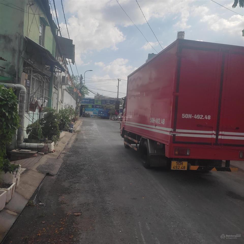 Bán xưởng 303m2, góc 2 mặt tiền dương công khi, hóc môn