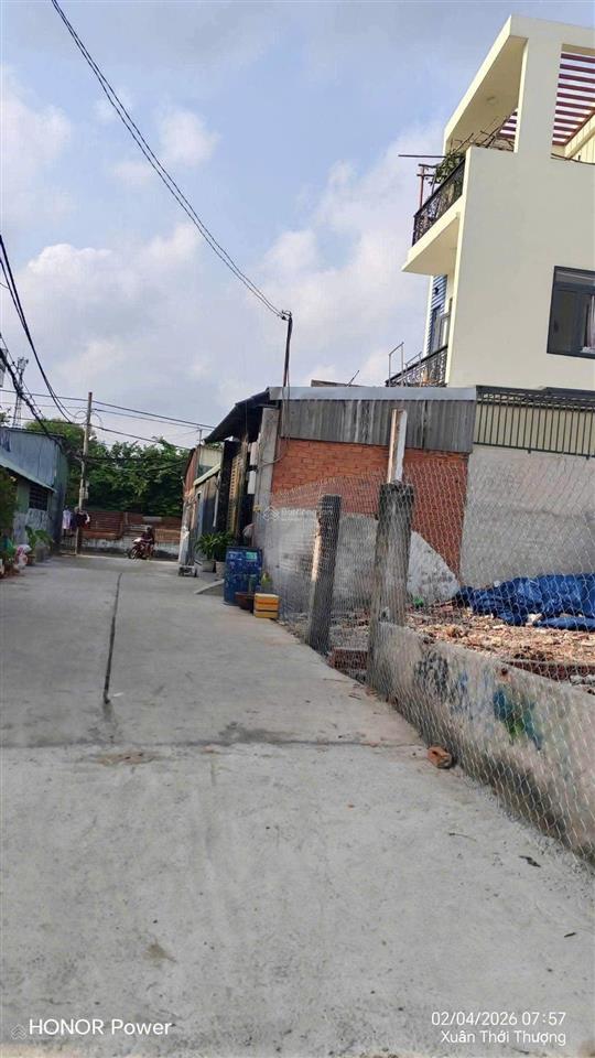 Bán 2 lô liền nhau 6*16m. gần chợ đầu mối. bà điểm hocmon