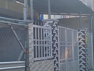 Bán kho xưởng dt đất 233,5m2. full thổ. xd lầu trệt. lê thị kim, xts hocmon