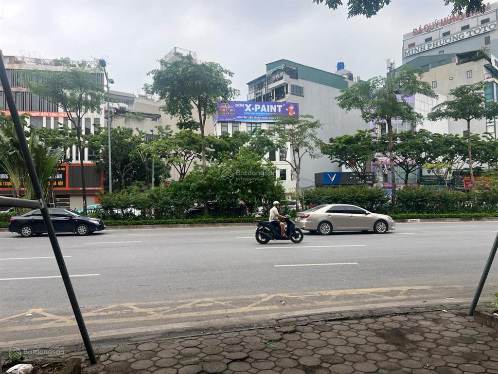 Đất vàng còn sót lại mặt phố vip  vỉa hè rộng mặt tiền khủng vị trí đắc địa 2 mặt tiền