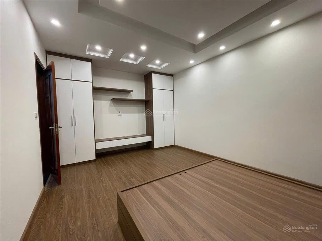 Bán nhà riêng 5pn, 5wc, 44,7m2 tại số 55 ngõ 197 hoàng mai, giá siêu hời 8,9 tỷ