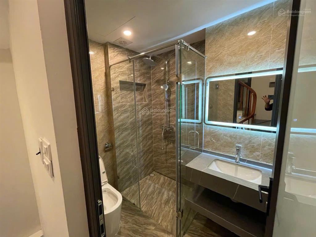 Bán nhà riêng 5pn, 5wc, 44,7m2 tại số 55 ngõ 197 hoàng mai, giá siêu hời 8,9 tỷ