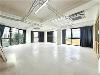 Cho thuê mặt bằng 165m2 tầng 2 có thang máy khu acc vườn xoài