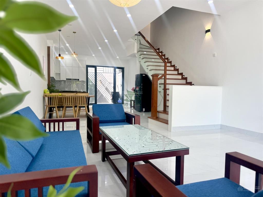 Cho thuê nhà 4 phòng ngủ full nội thất khu đô thị mỹ gia gói 8