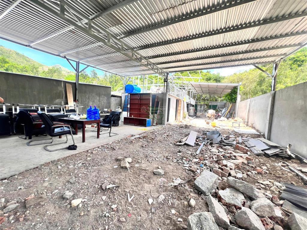Cho thuê kho xưởng 400m2 khu vĩnh lương phía bắc nha trang