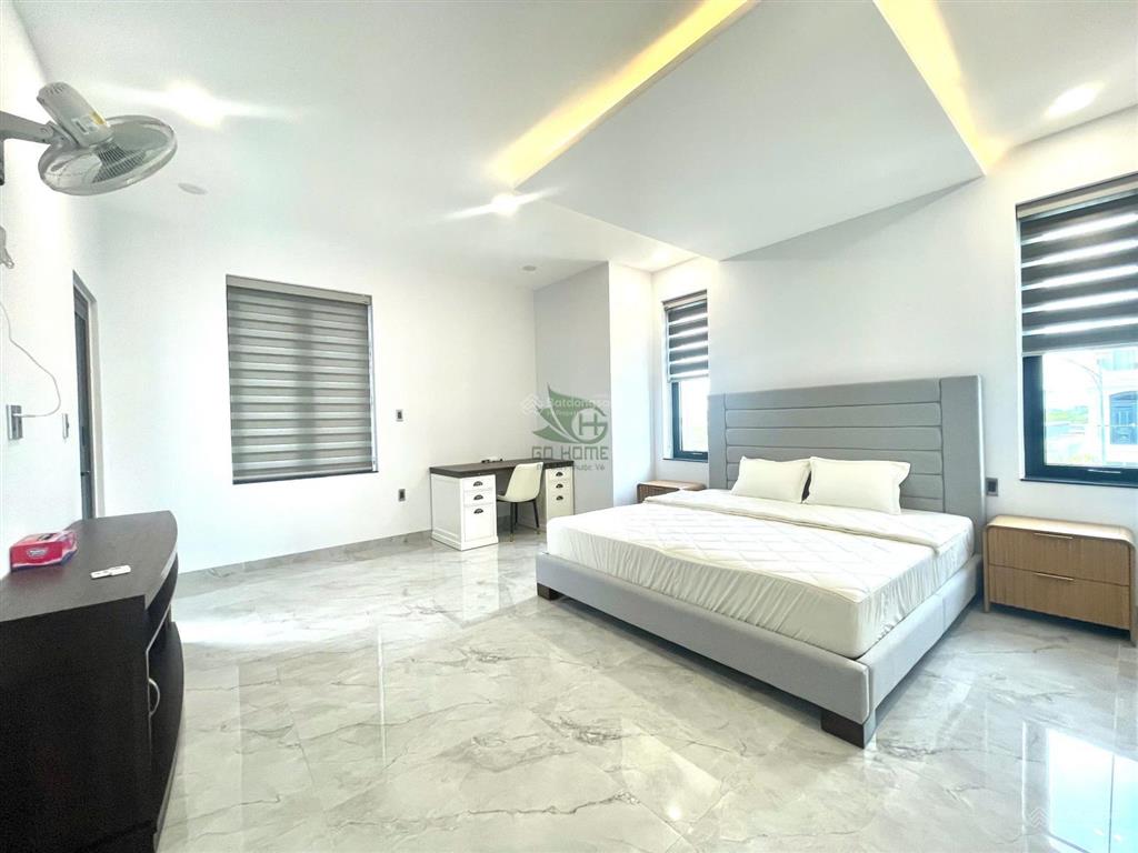 Nhà ở kinh doanh khu mỹ gia  2 sàn trống kinh doanh  4 phòng ngủ full nội thất