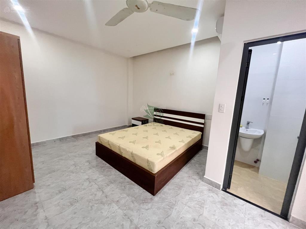 Nhà khu vcn phước long 2 phòng ngủ full nội thát