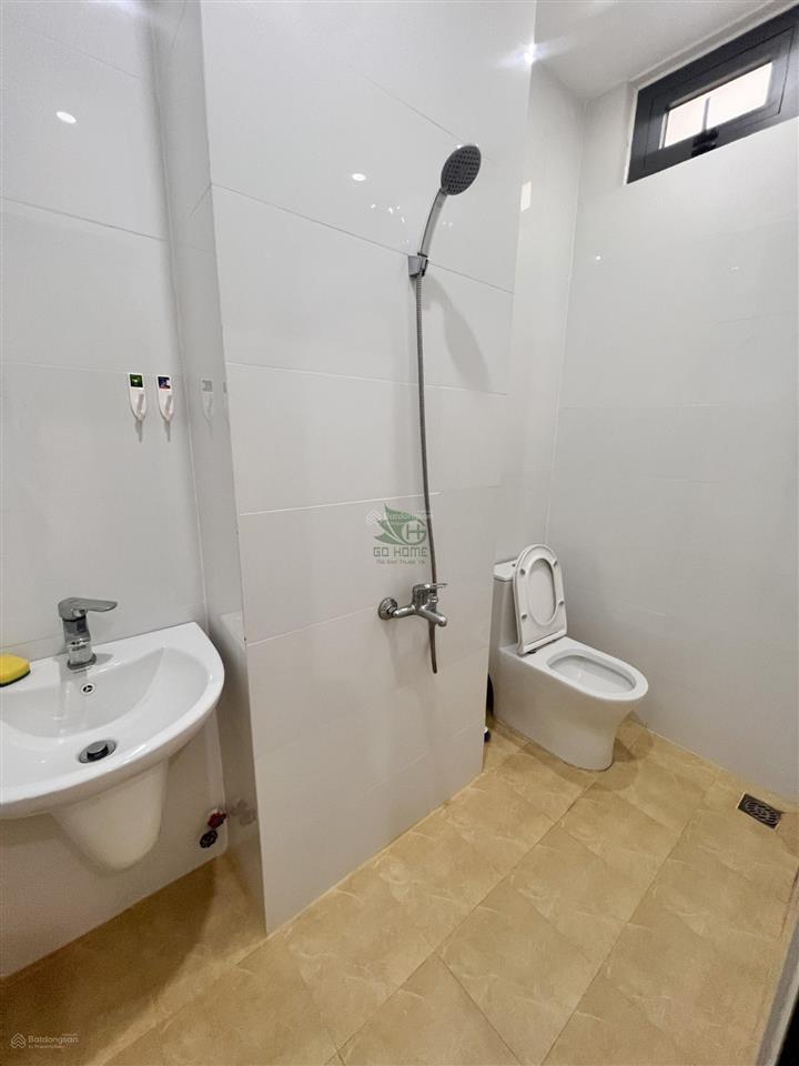 Nhà khu vcn phước long 2 phòng ngủ full nội thát