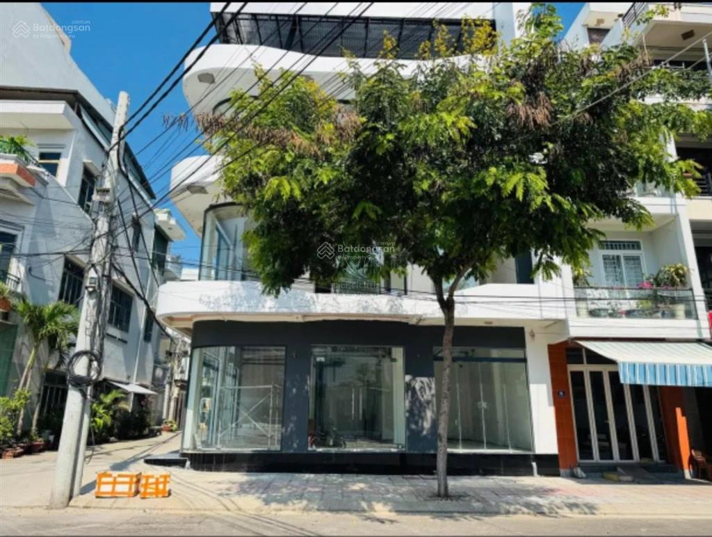 Mặt bằng lô góc siêu đẹp gần biển 2 tầng 295 m2